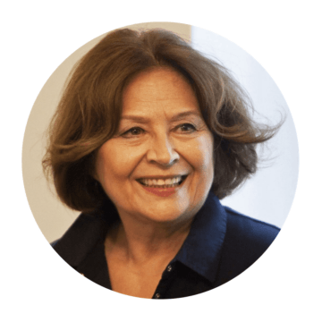 Emília Vášáryová