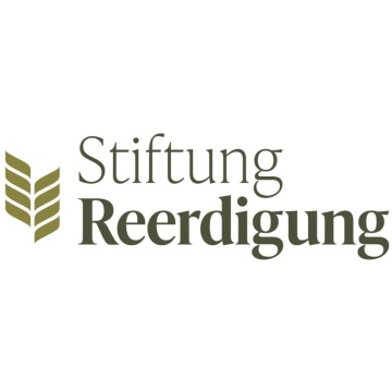 The Stiftung Reerdigung team (NOR Foundation,)